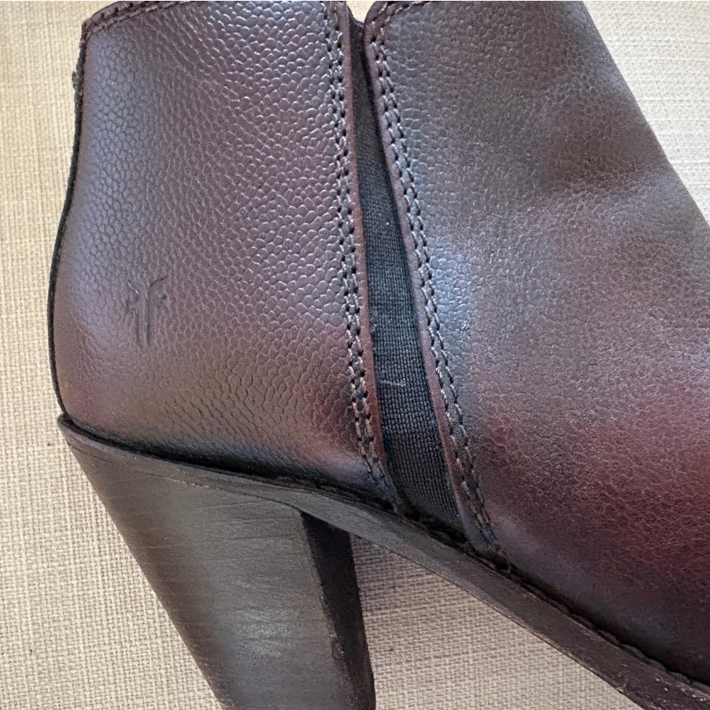 FRYE Women's Mustang Gore Shootie Boot size 9.5.